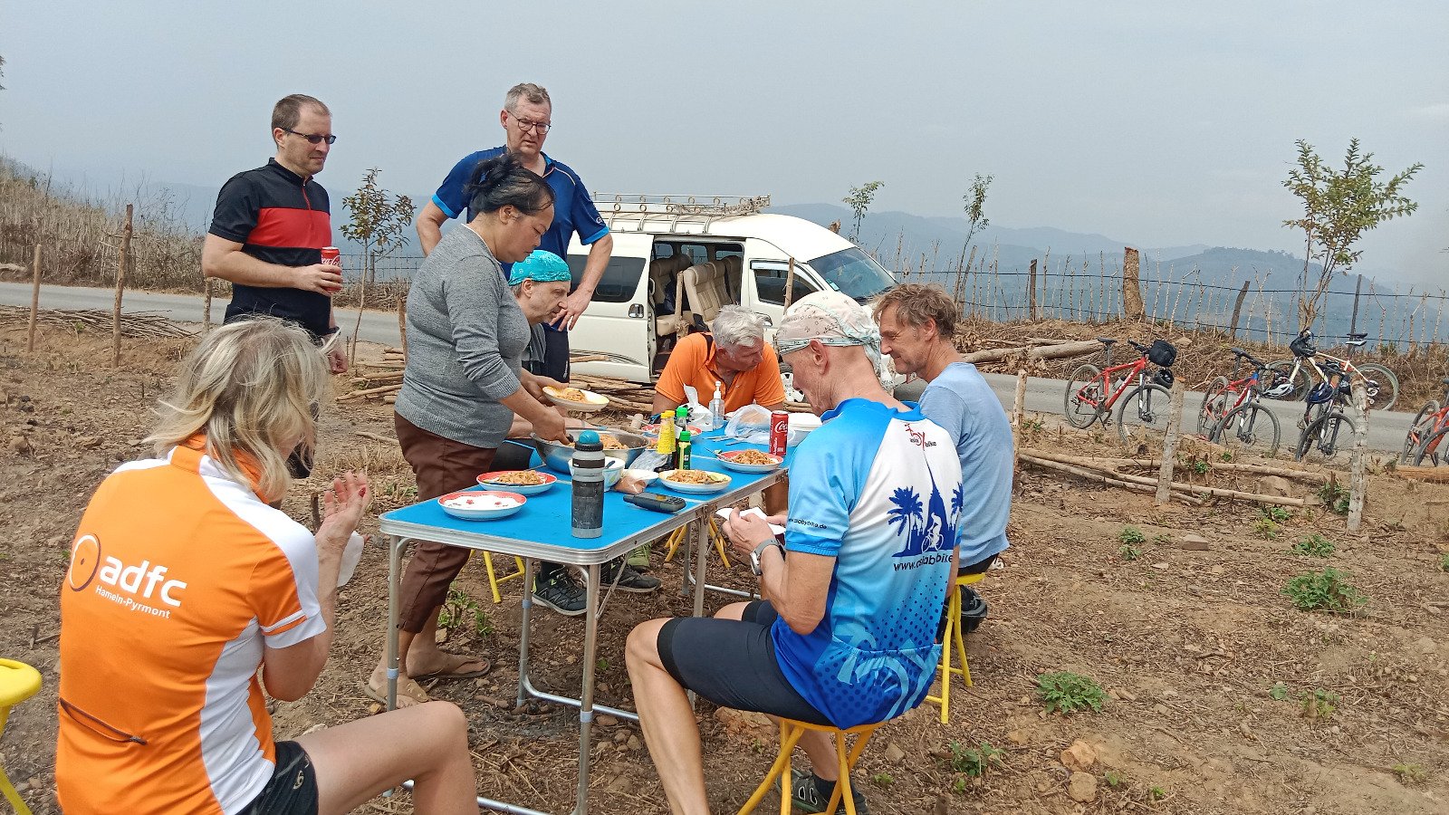 Cicloturismo en Laos: Descubre el Corazón de Indochina sobre Dos Ruedas